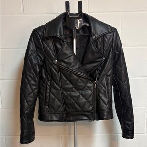 WOMENS MEDIUM Black Pleaded Worthington Faux Leather Polyester Jacket